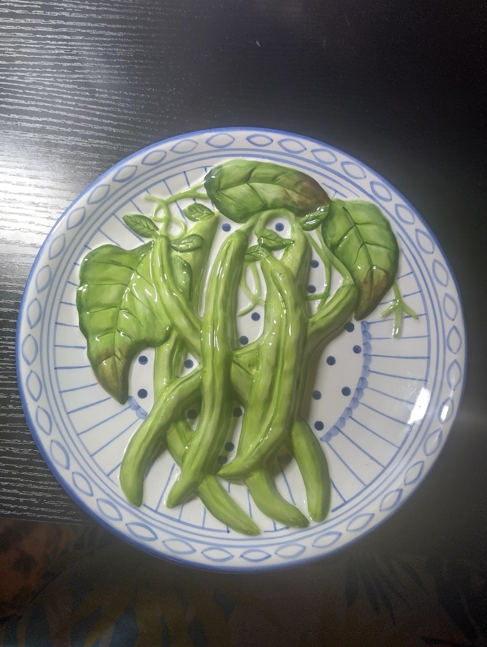 Vintage Jay Wilfred Andrea By Sadek Green Bean 3D Plate 9 In